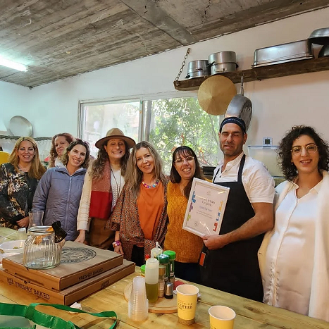 מפגשים או אירועי גיבוש בשילוב סיורים בעסקים מקומיים