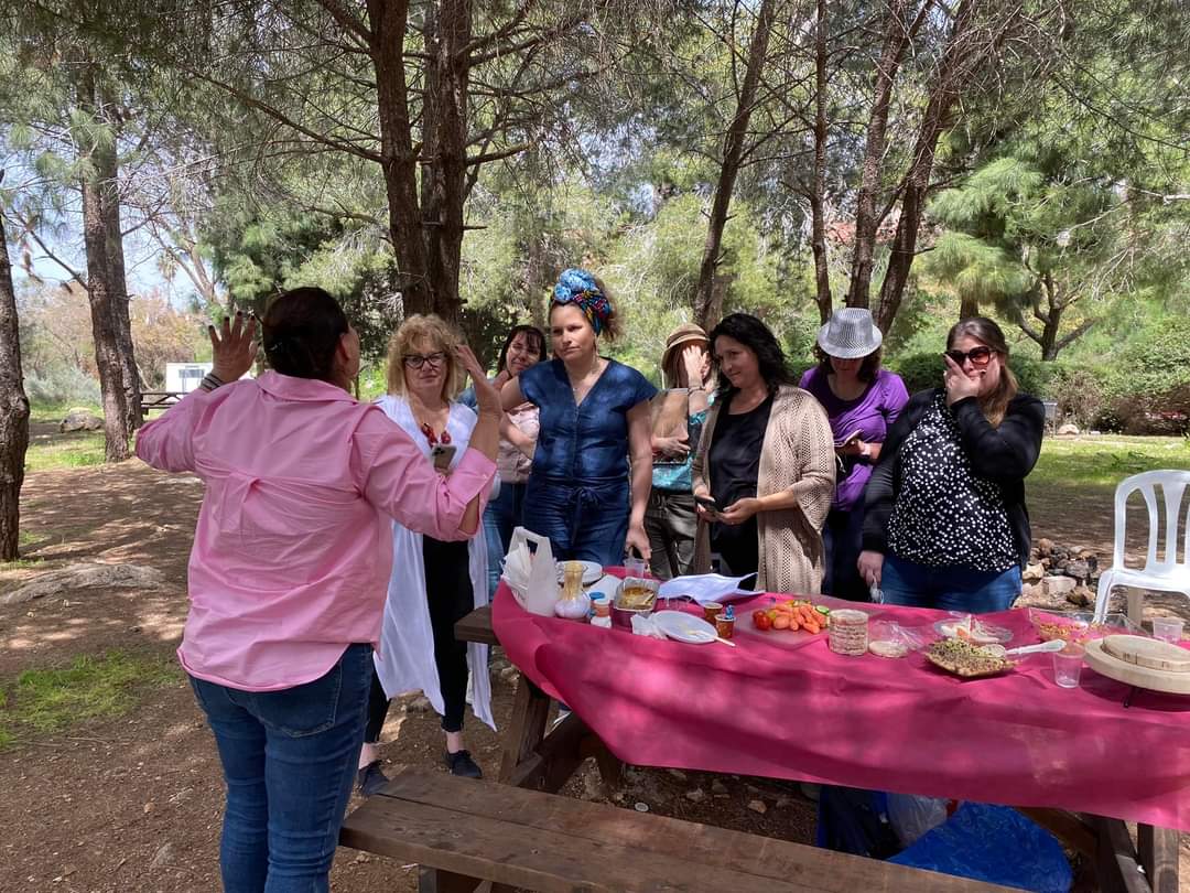 סדנאות גיבוש והעשרה בשטח במגוון נושאים